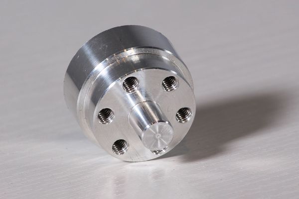 CNC precisionssvarvdelar